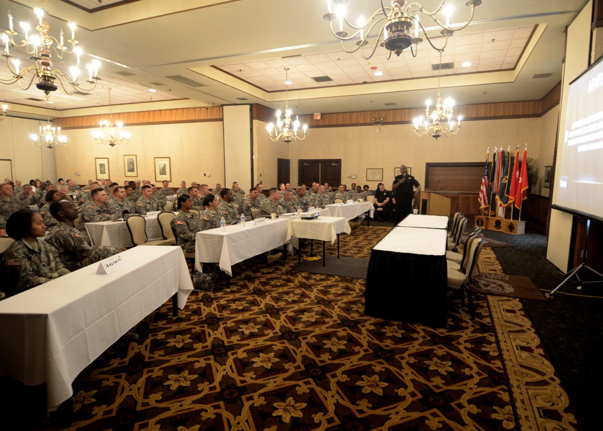 Leaders Emphasize Teamwork During Sharp Summit Article The United States Army 7186