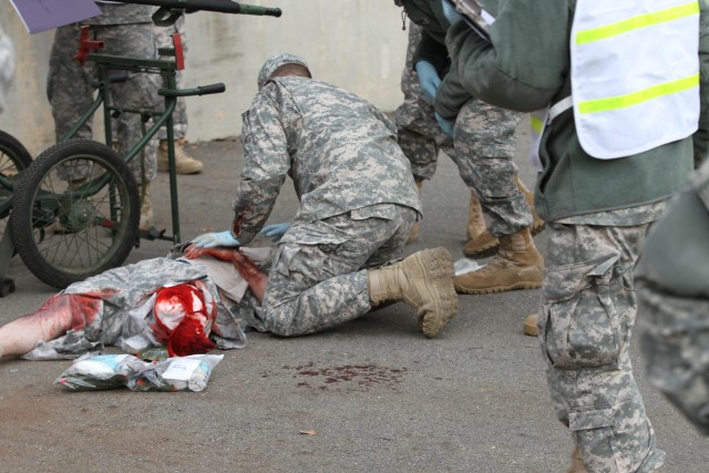 Medical unit learns 'Fight Tonight' readiness skills