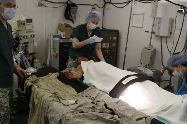 Medical unit learns 'Fight Tonight' readiness skills