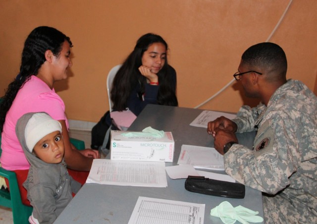 Joint Task Force-Bravo Medical Element provides care to villagers in Honduras