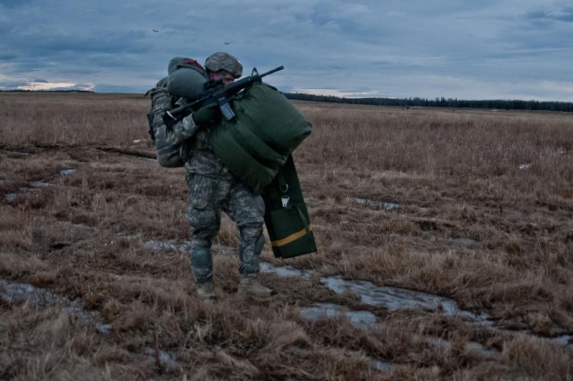 Spartans kick off Spartan Valkyrie with dual mass-tactical airborne ops