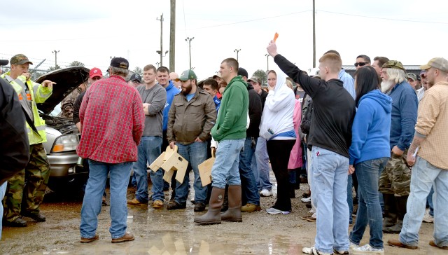 Auction raises $80K for MWR