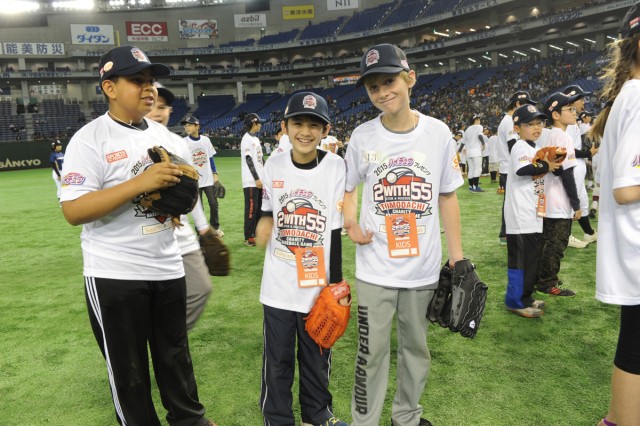 Former Yankee players inspire American and Japanese youth during camp