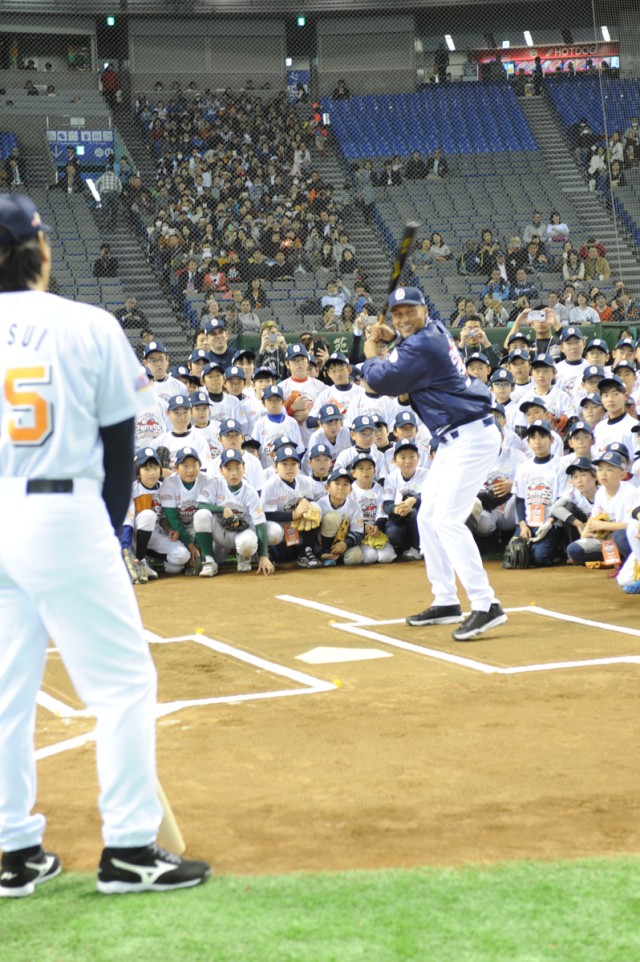 Former Yankee players inspire American and Japanese youth during camp