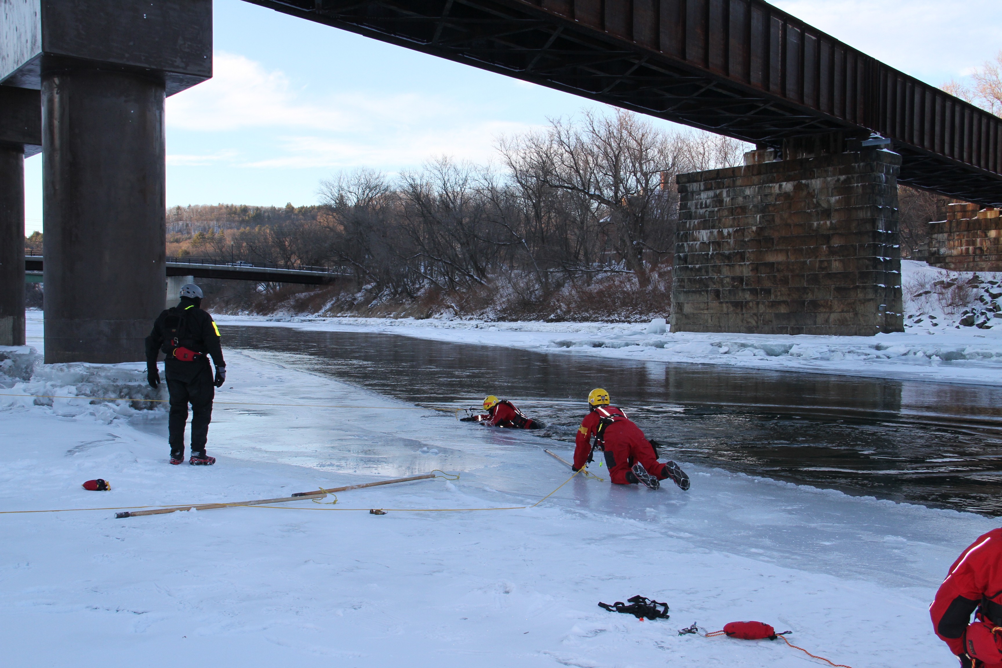 Oil Spill Responders Train At CRREL To Keep The Arctic Clean | Article ...