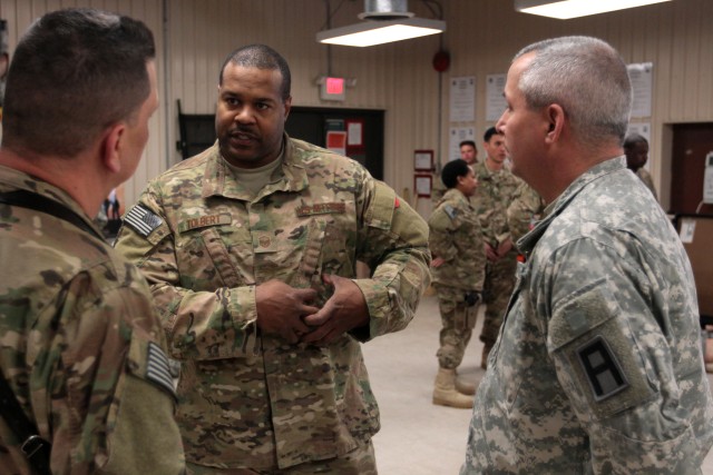 Army Trains Multi-Service Combat Lifesaver Course | Article | The ...