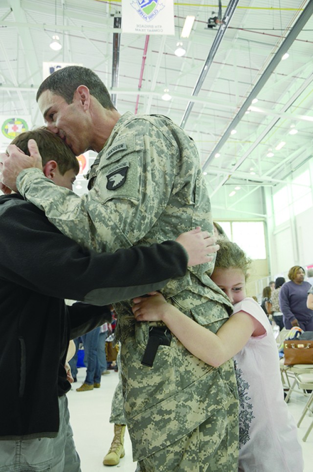 Triumphant Return: Division redeploys after Ebola mission
