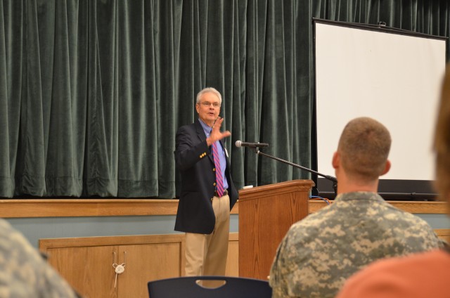 Training together to help troops: Chaplains, spiritual leaders learn about post-traumatic stress