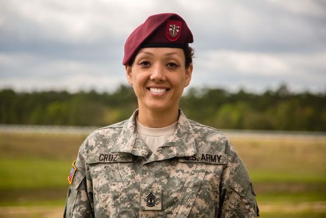 1st Sgt. inspired by Green Beret father to lead Soldiers