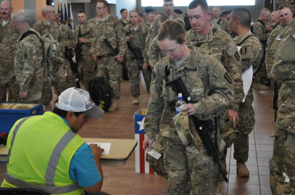 Reserve engineers deploy to Middle East | Article | The United States Army