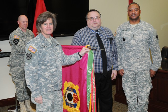 Joint Munitions Command qualifies for Army Safety Excellence Streamer