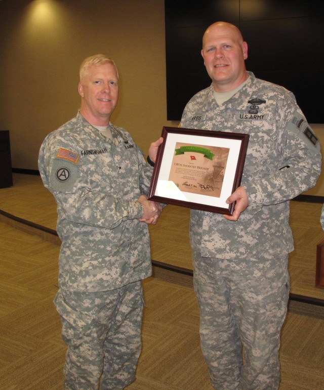 Safety award for 158th Infantry Brigade