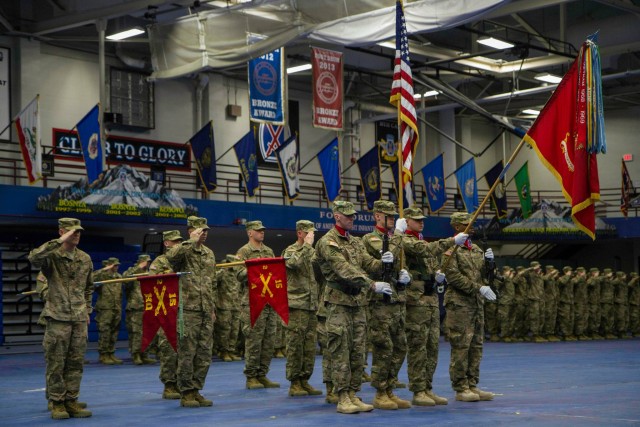 2-15 Field Artillery Soldiers case colors for deployment to Afghanistan ...