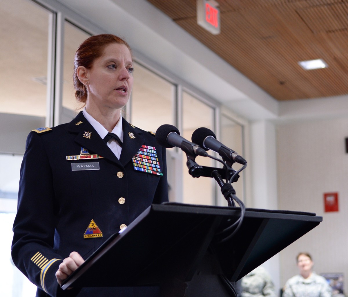 HQ INSCOM welcomes first command chief warrant officer  Article  The