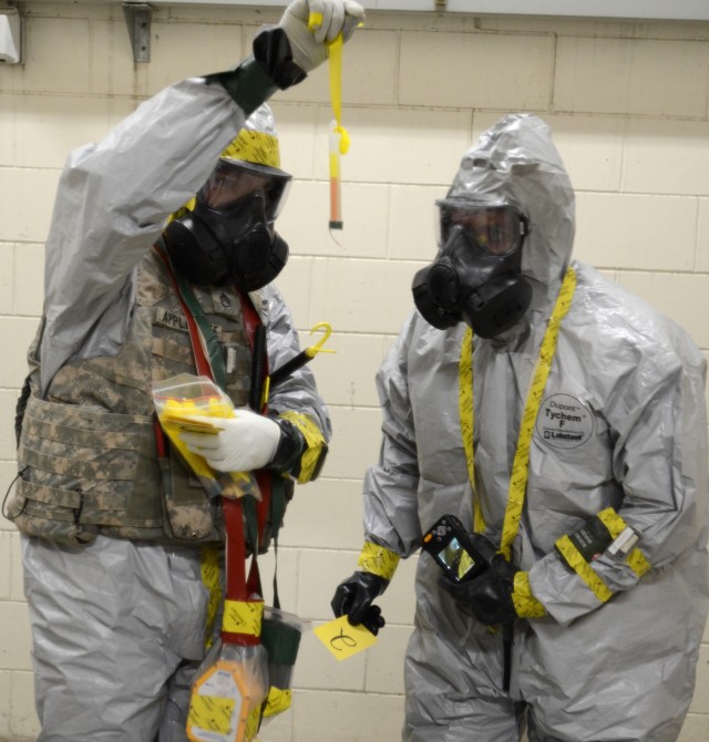 Chemical response Soldiers train with South Korean partners