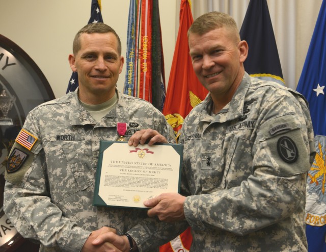 Soldier recognized for 30 years of service