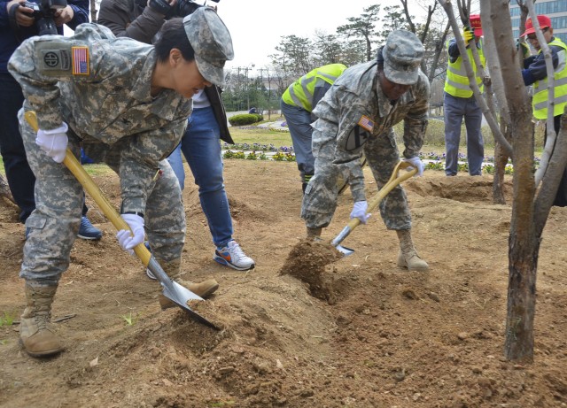 Area II Soldiers plant seeds of alliance