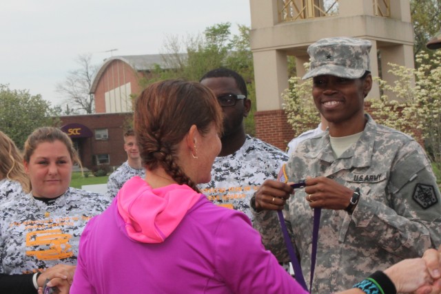 BG Owens opens race to support female veterans