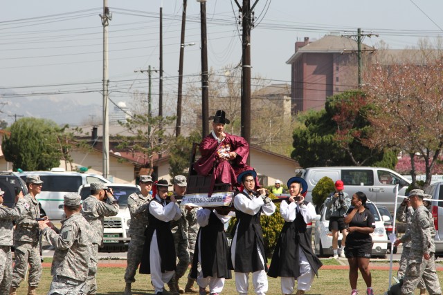 65th Medical Brigade Wins KATUSA & US Soldier Friendship Week Competition