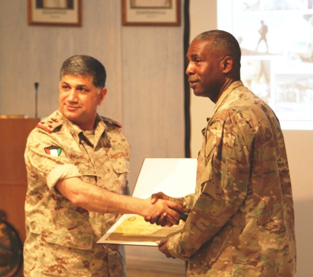 1st TSC, Kuwait Forces, discuss theater cooperation at command & staff college