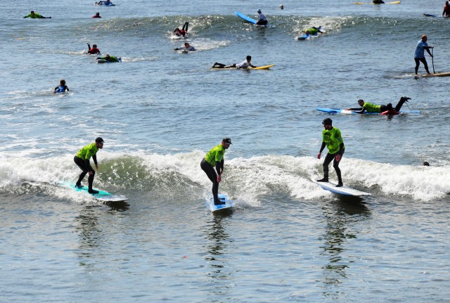 Surf program helps wounded warriors