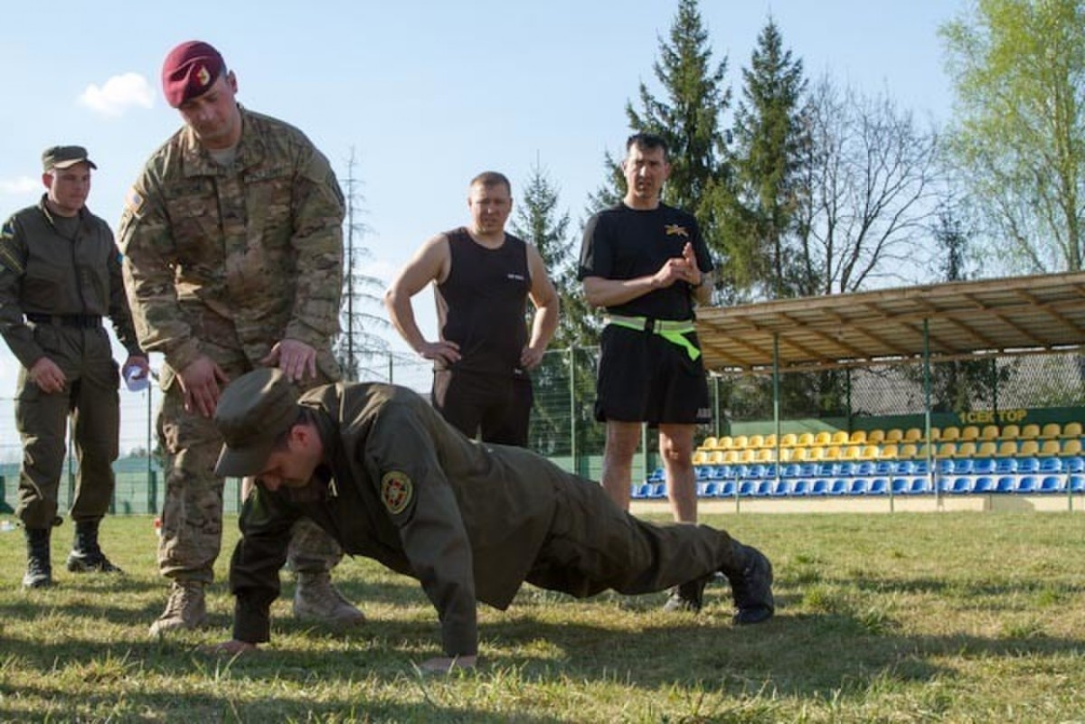 Ukrainian, US troops test their fitness at Fearless Guardian