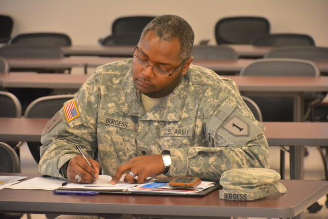 Fort Riley Soldiers offered post-Army career opportunities