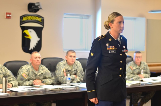 101st holds NCO, Soldier of the year competition 
