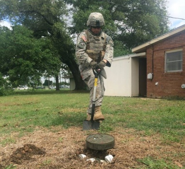 20th CBRNE EOD techs train with Texas Rangers