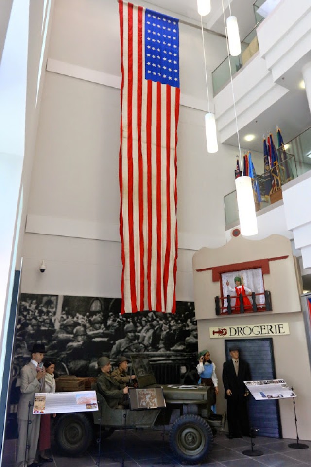 Static display commemorating Pilzn Liberation unveiled in Wiesbaden