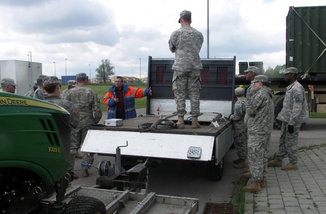Soldiers train, certify during rigorous load-securement course