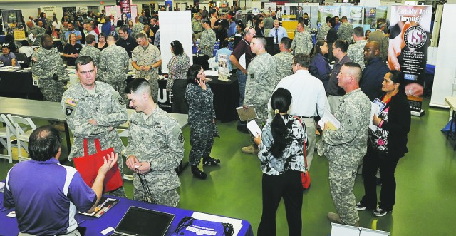 Fort Leonard Wood transition summit results in more than 200 job offers