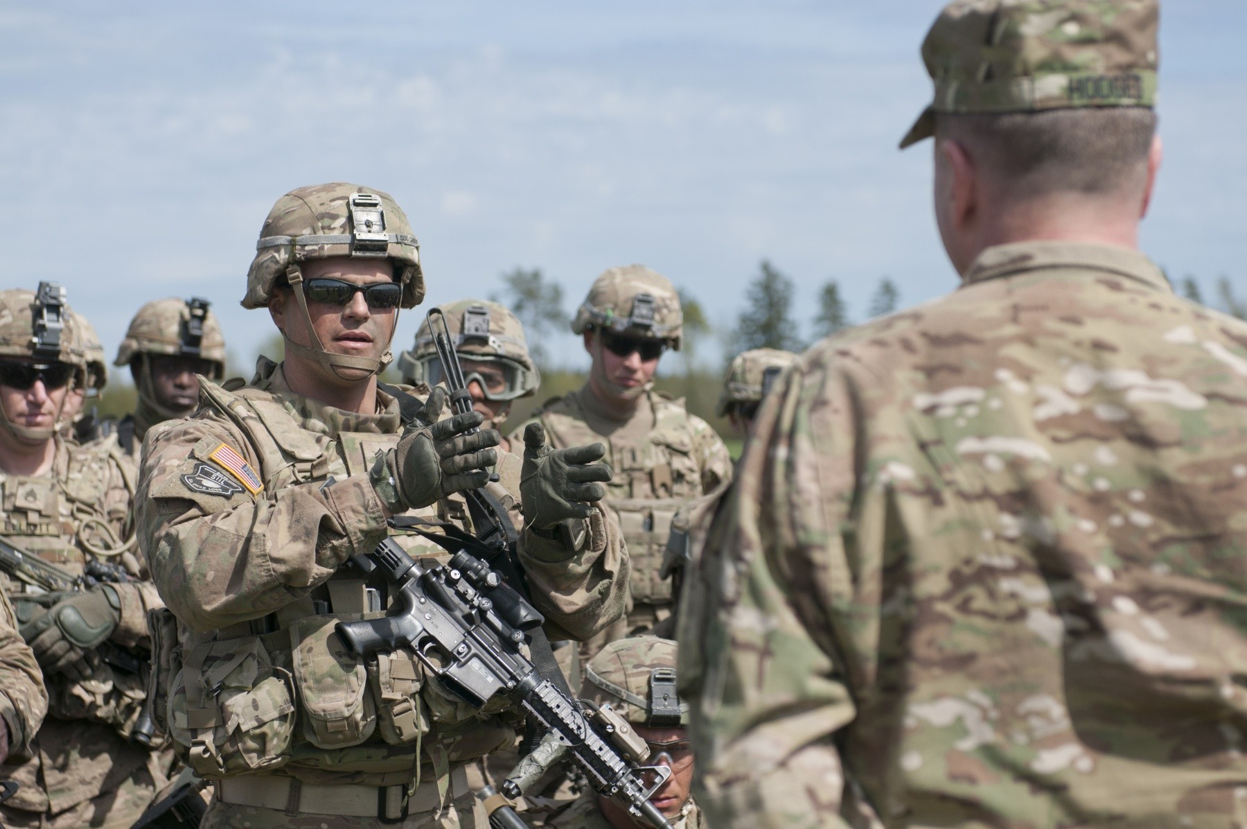 US Army Europe leader visits Team Estonia | Article | The United States ...