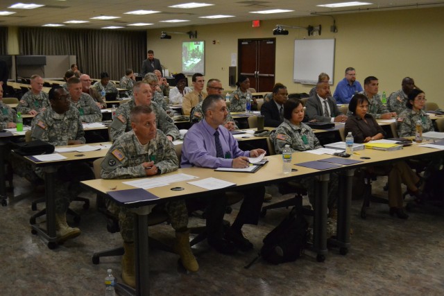 HRC welcomes Army Reserve HR professionals