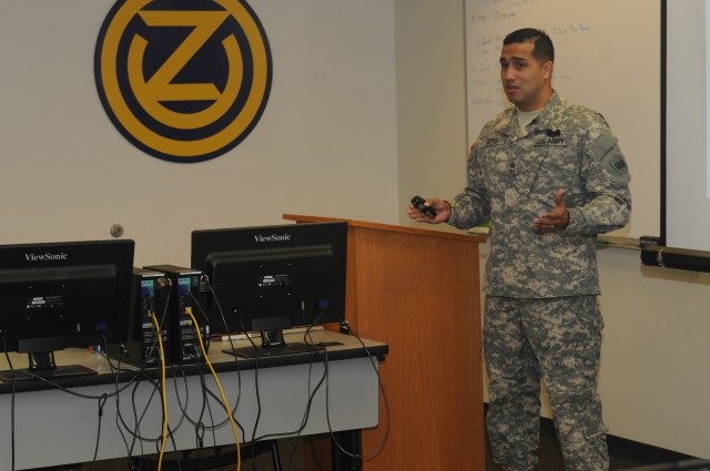 TRADOC Reserve Instructor of the Year winner credits mentorship for his success