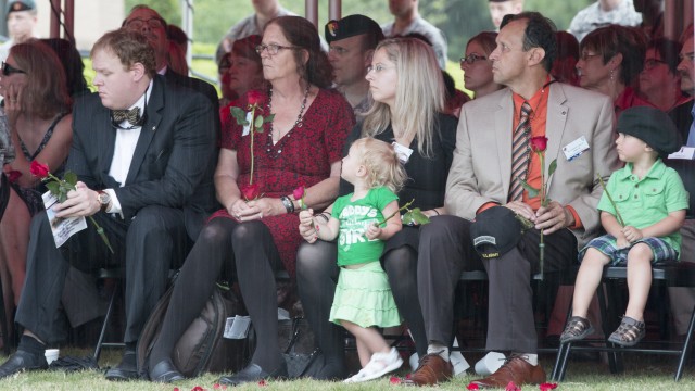 USASOC pays tribute to fallen during memorial ceremony