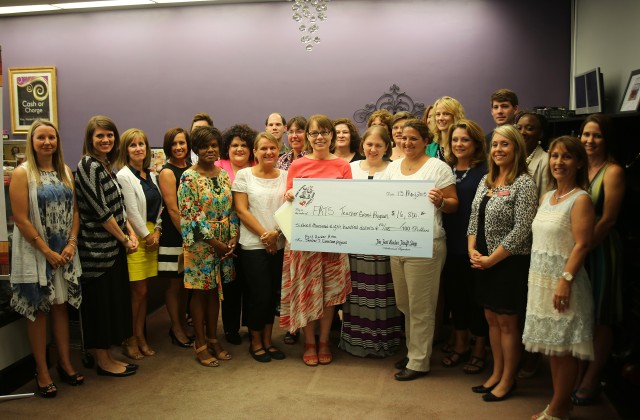 Thrift shop awards grants to teachers