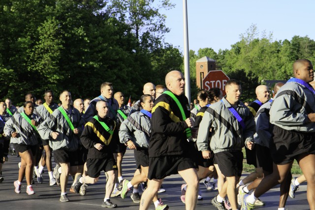 2nd Brigade participates in division run