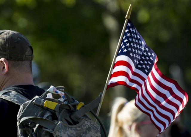 Chicago ruck march held in honor of struggling veterans