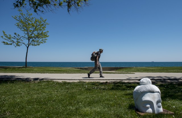 Chicago ruck march held in honor of struggling veterans