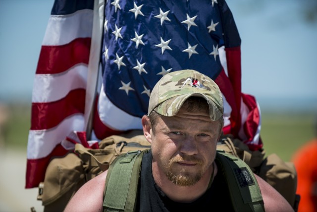 Chicago ruck march held in honor of struggling veterans