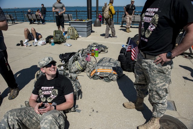 Chicago ruck march held in honor of struggling veterans