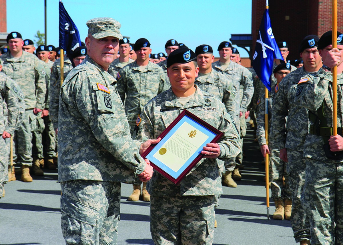 Summit Soldiers, Catamounts earn Meritorious Unit Commendations