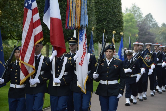 2nd Signal Brigade Soldiers help honor fallen in Normandy