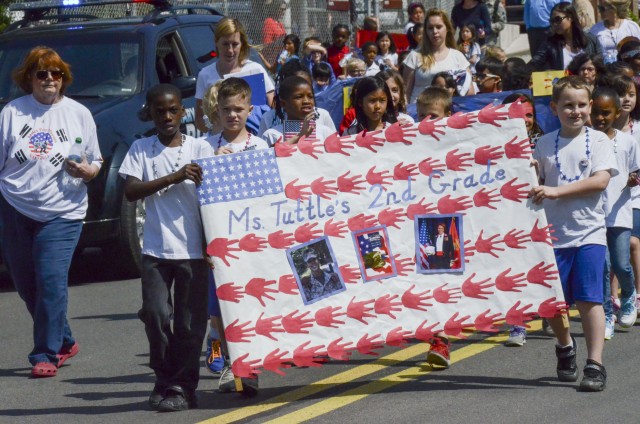 SAES walks Miles for honorable Heroes