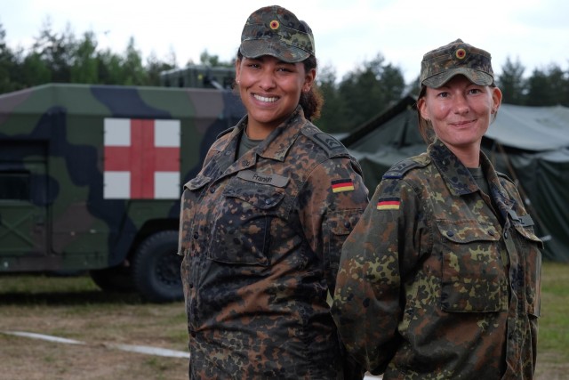 German army nurses integrate with hospital during exercise