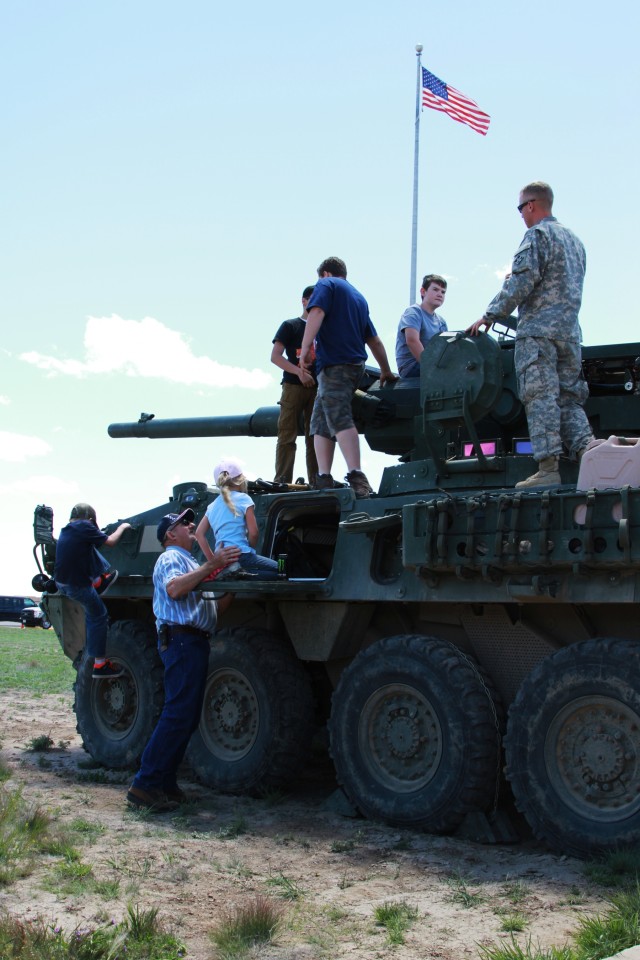 Raider brigade invites community to Pi&#241;on Canyon