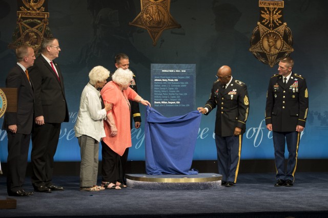 Pentagon inducts WWI Soldiers into Hall of Heroes