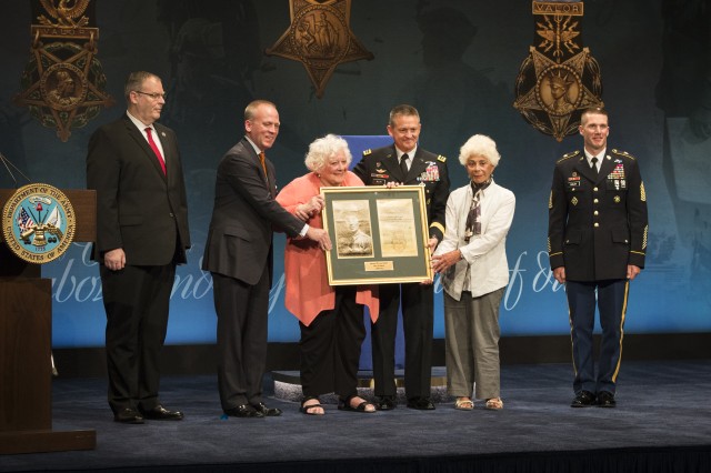 Pentagon inducts WWI Soldiers into Hall of Heroes