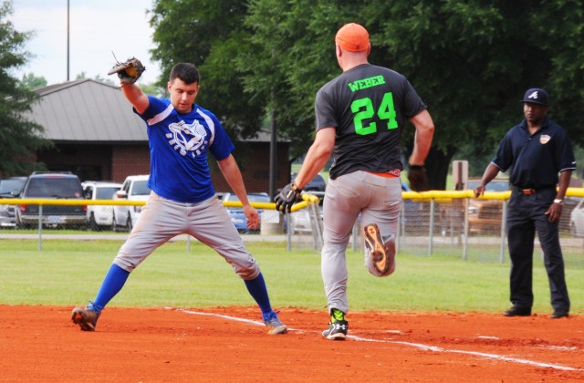 Foul Play beats Brew Jays, 21-8